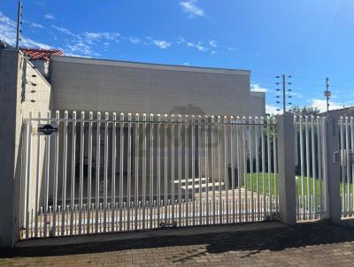 Casa para Venda, em Foz do Igua�u, bairro Campos do Igua�u, 3 dormit�rios, 3 banheiros, 1 su�te, 2 vagas